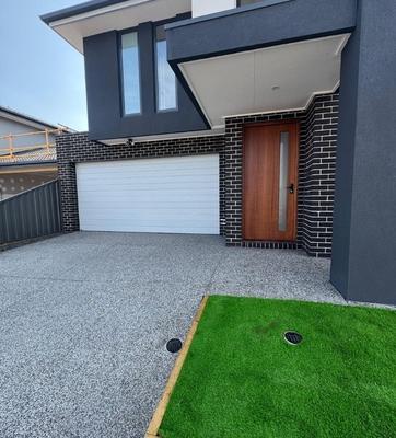 Modern custom home construction project in Melbourne by Veer Construction